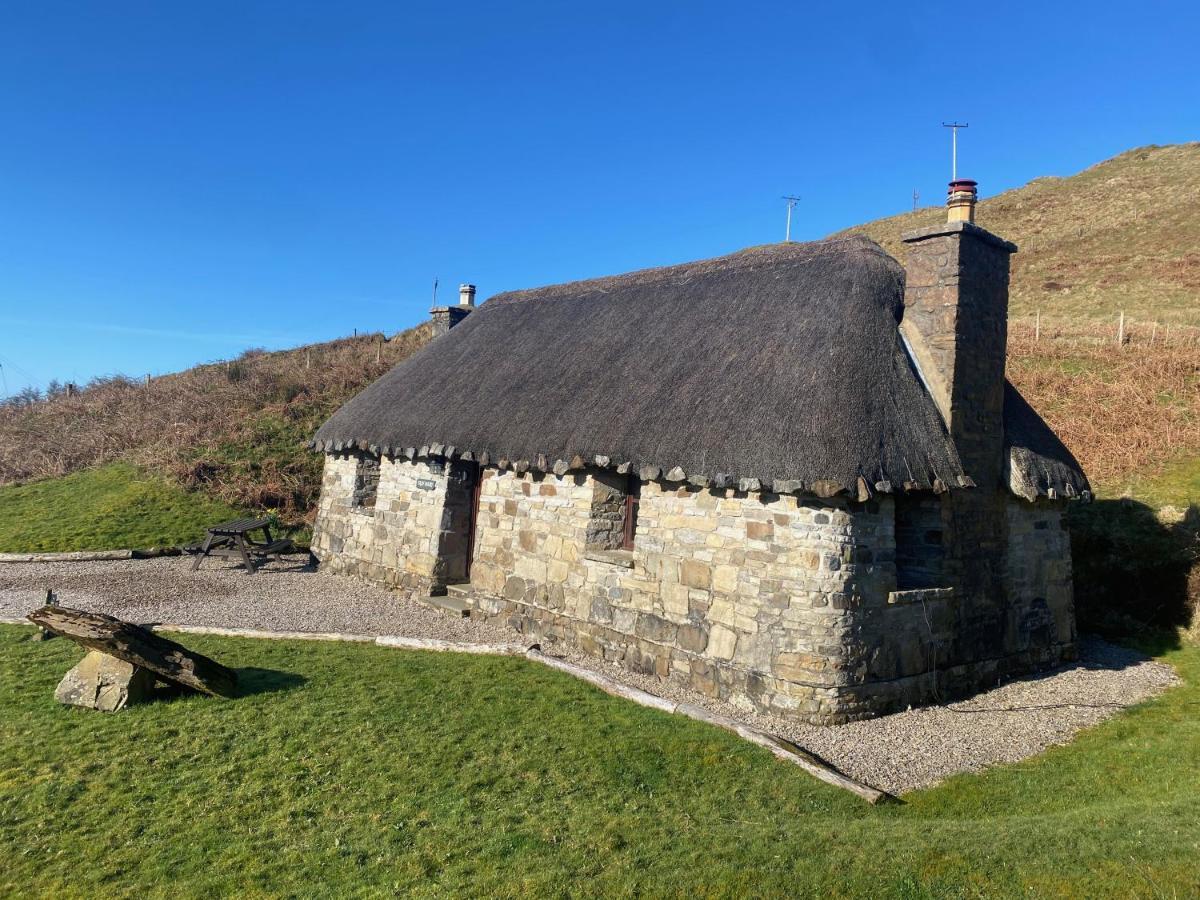 Tigh Mairi At Mary'S Thatched Cottages Elgol Zewnętrze zdjęcie
